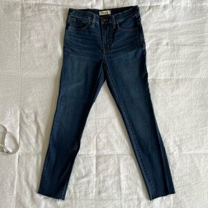 Madewell Roadtripper Skinny in GUC